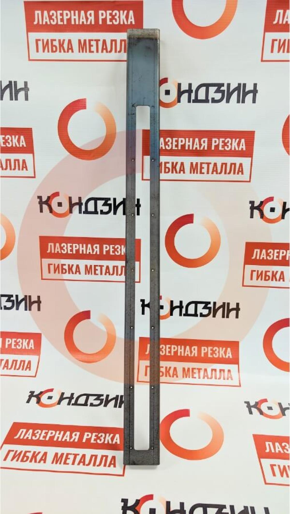 Защитная накладка из металла